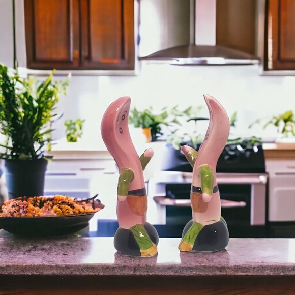 Spoon & Fork Salt and Pepper Shakers - Ceramic - Hand Painted - Picture 4 of 6